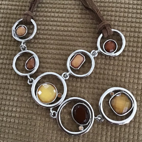 Lia Sophia Earthy Necklace with Suede Foundation Vintage - Picture 5 of 15